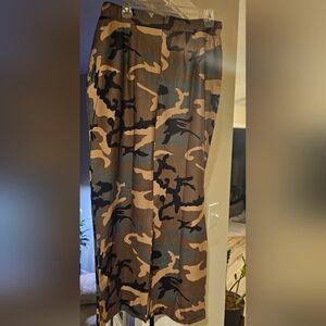 Maxi camouflage skirt